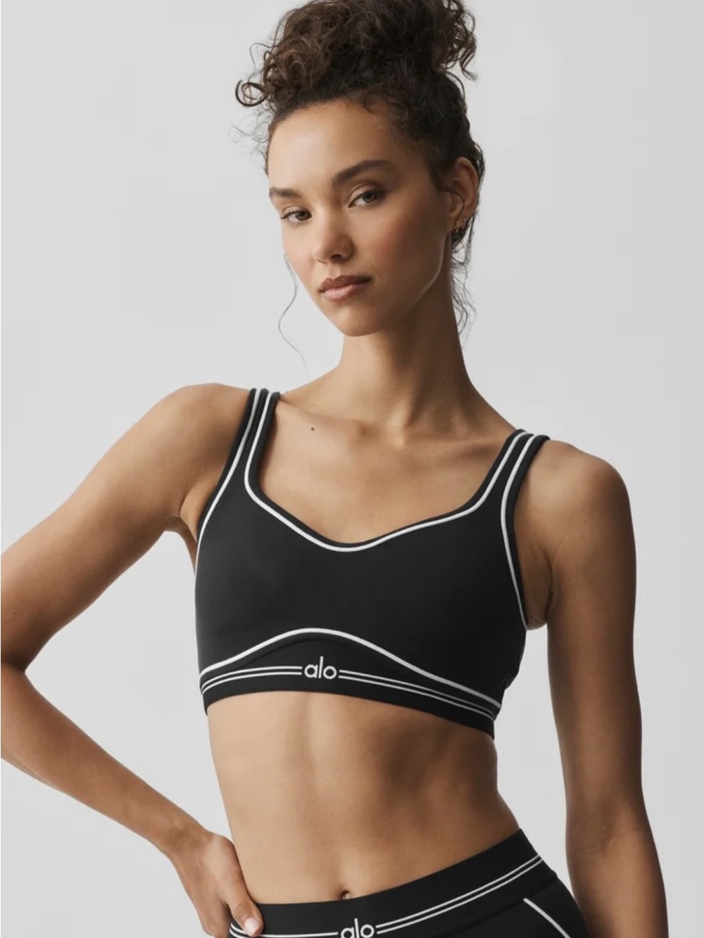 ALO Yoga Black Sports Bra with White Contrast Trim- Sz L